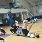 东北小姐姐跳健身操舞蹈,活力四溢的动感旋律