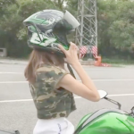 小姐姐机车复古穿搭图片,小姐姐机车穿搭风潮